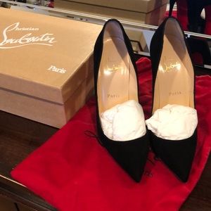 NEVER WORN Christian Louboutin black suede heels